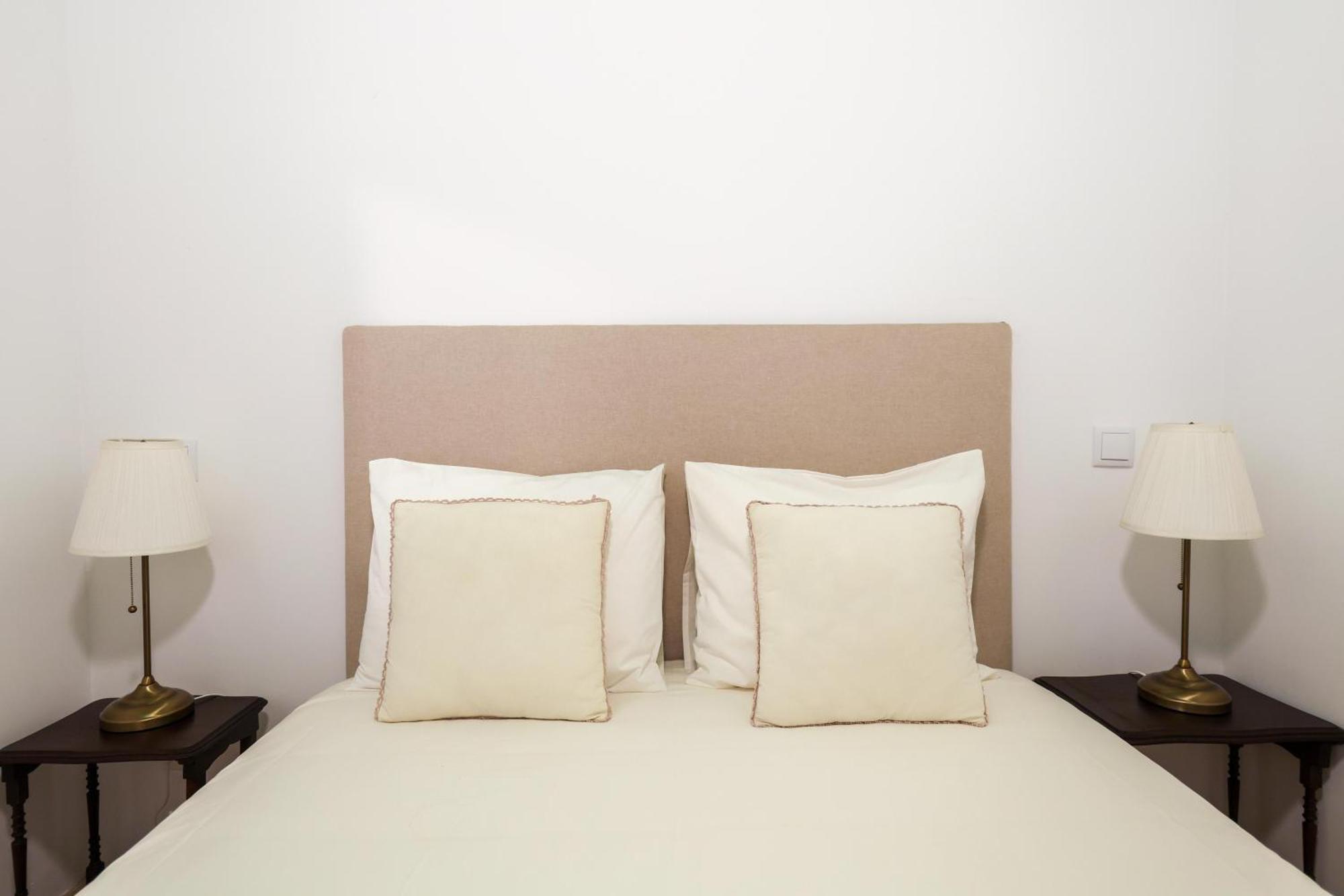 Renovated Wine Press House - With Pool Villa Porto de Mós Rom bilde