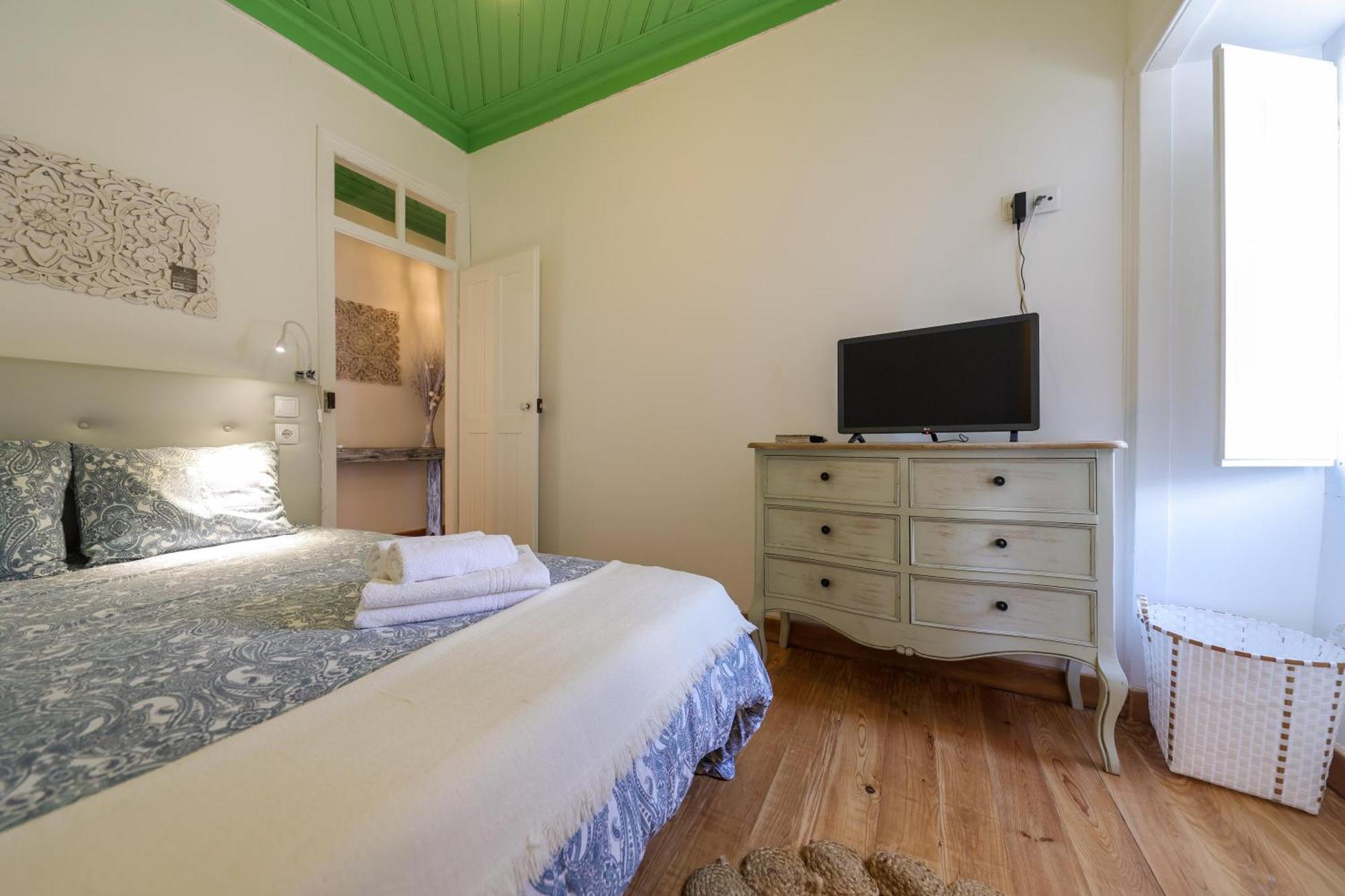 Renovated Wine Press House - With Pool Villa Porto de Mós Rom bilde